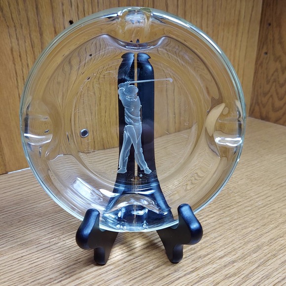 Thick Round Etched Golfer Glass Ashtray Vintage Cigar Cigarette Swinging Club - Picture 1 of 8